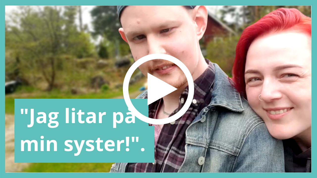 Bild på Johan och Linnea som är glada med texten "Jag litar på min syster"